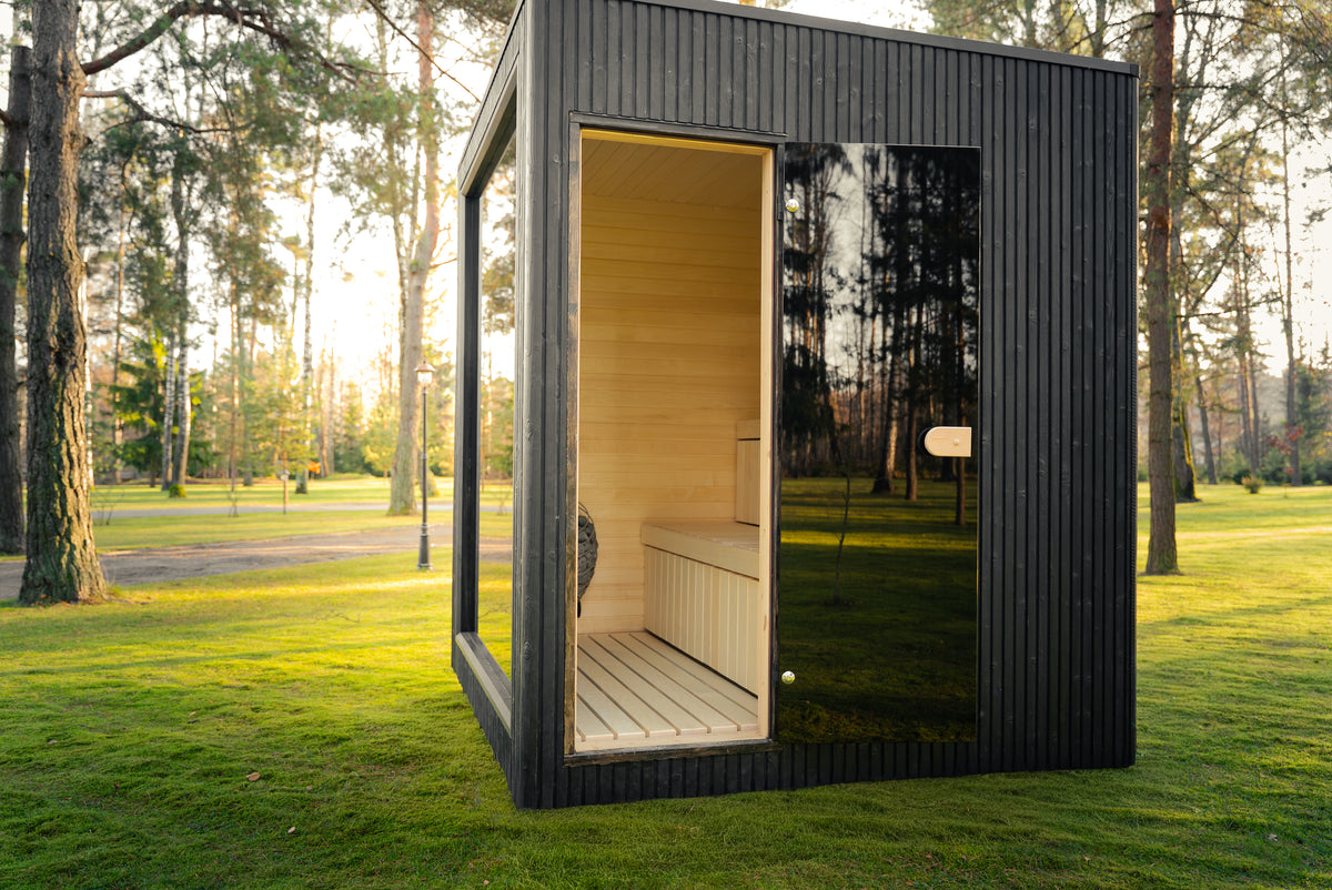 Jonas Classic Sauna - Outdoor Wellness & Comfort