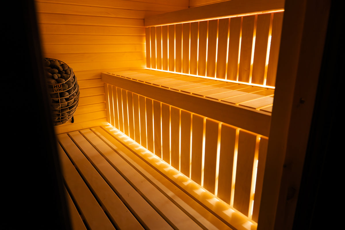 Jonas Classic Sauna - Outdoor Wellness & Comfort