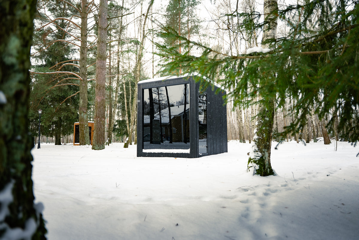 Jonas Classic Sauna - Outdoor Wellness & Comfort